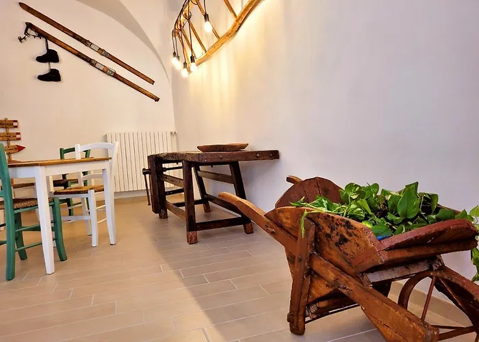 Il Bivacco Del Duomo Oda ve Kahvaltı 3*