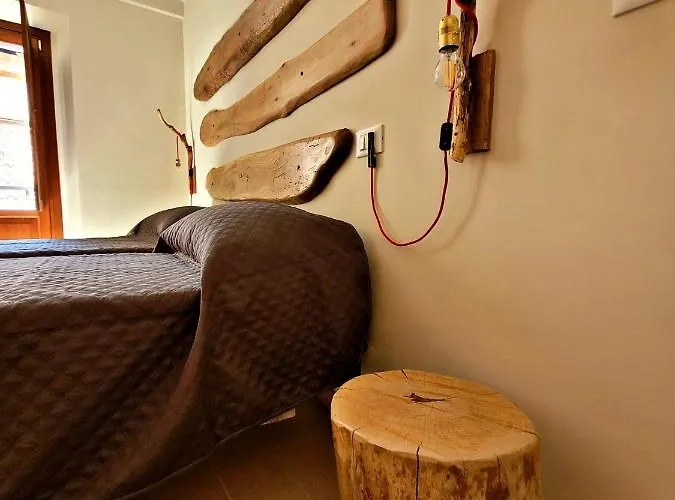 Il Bivacco Del Duomo Oda ve Kahvaltı 3*