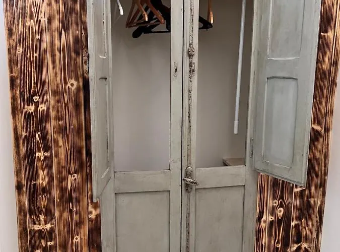 Il Bivacco Del Duomo 3* LʼAquila